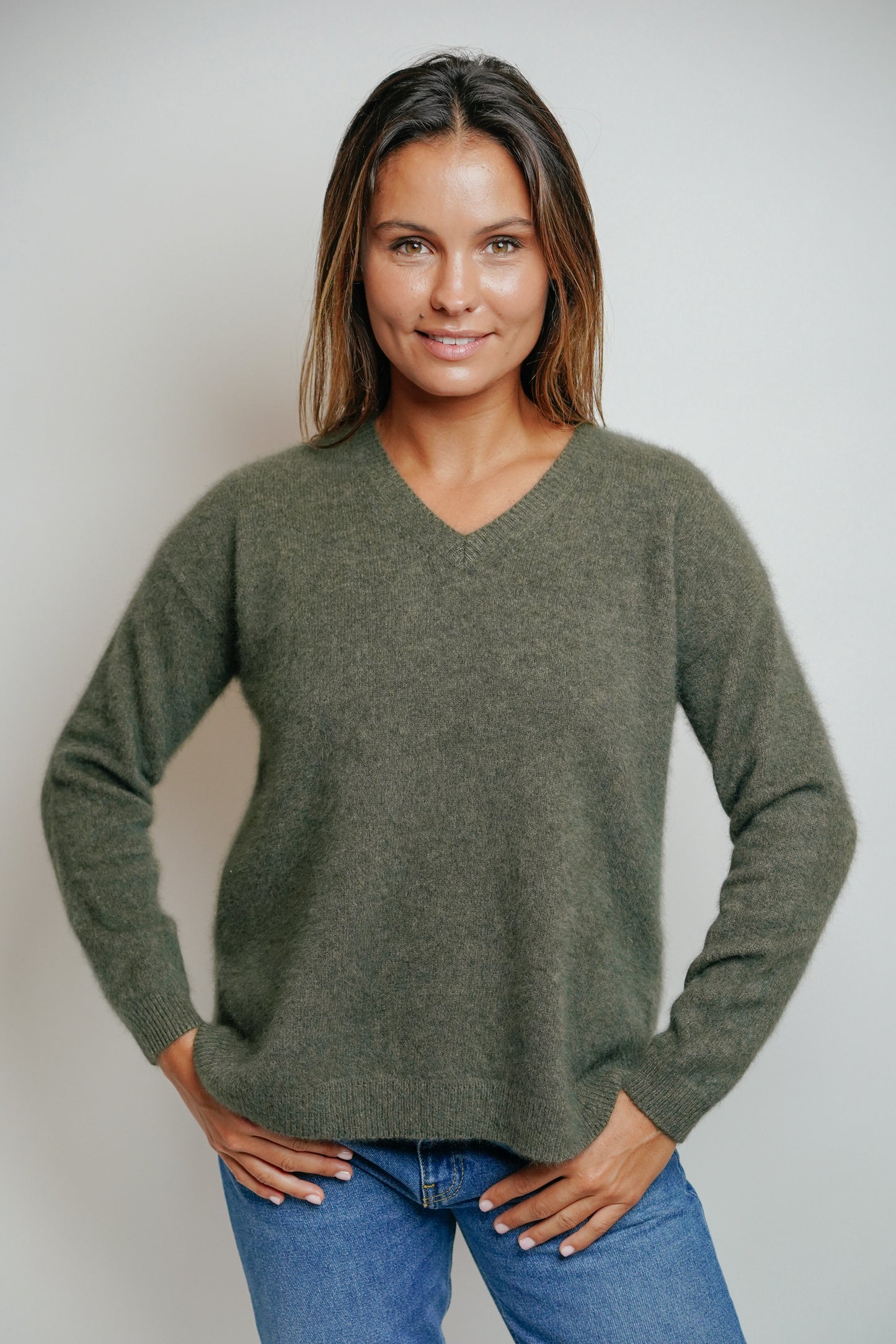 ESTHÈME - Small V-Neck Raccoon Khaki