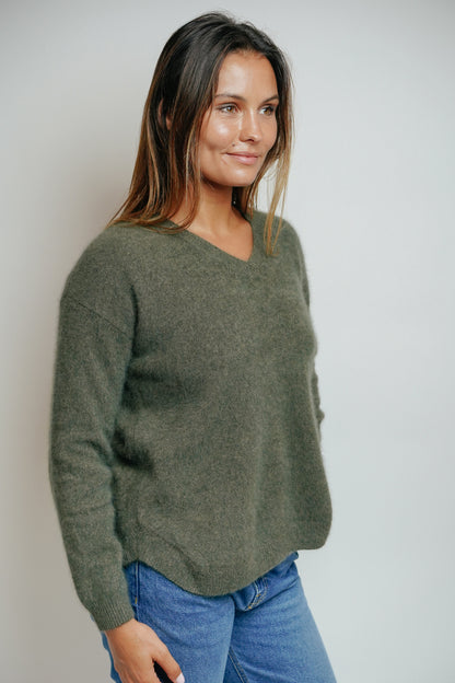 ESTHÈME - Small V-Neck Raccoon Khaki