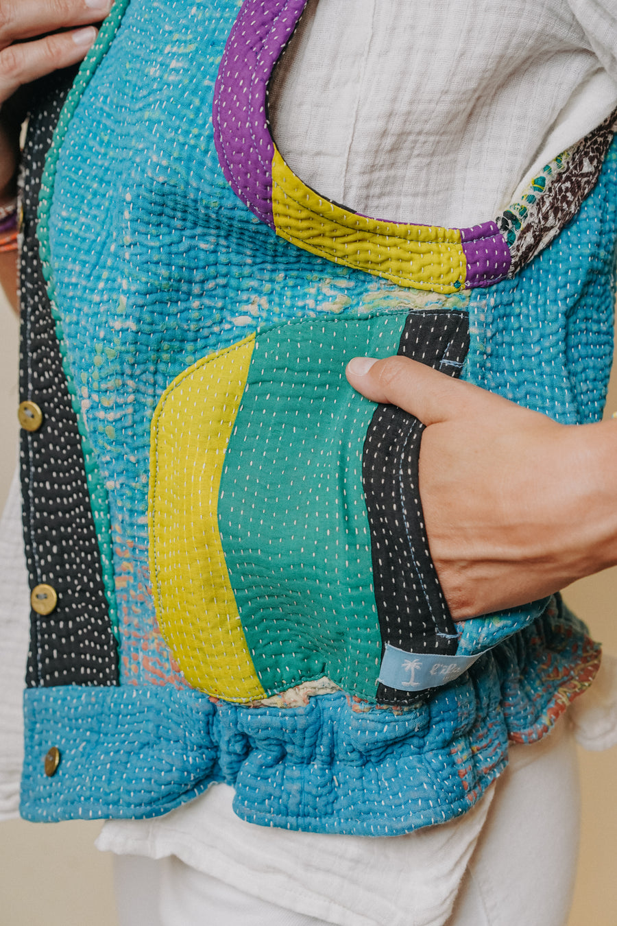 THE BLUE ISLAND - Kantha Vest
