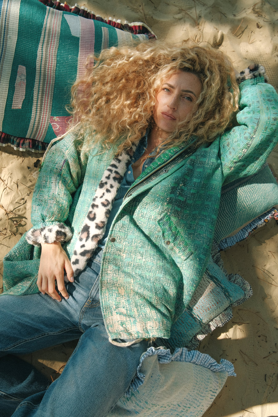 THE BLUE ISLAND - MEENU COAT