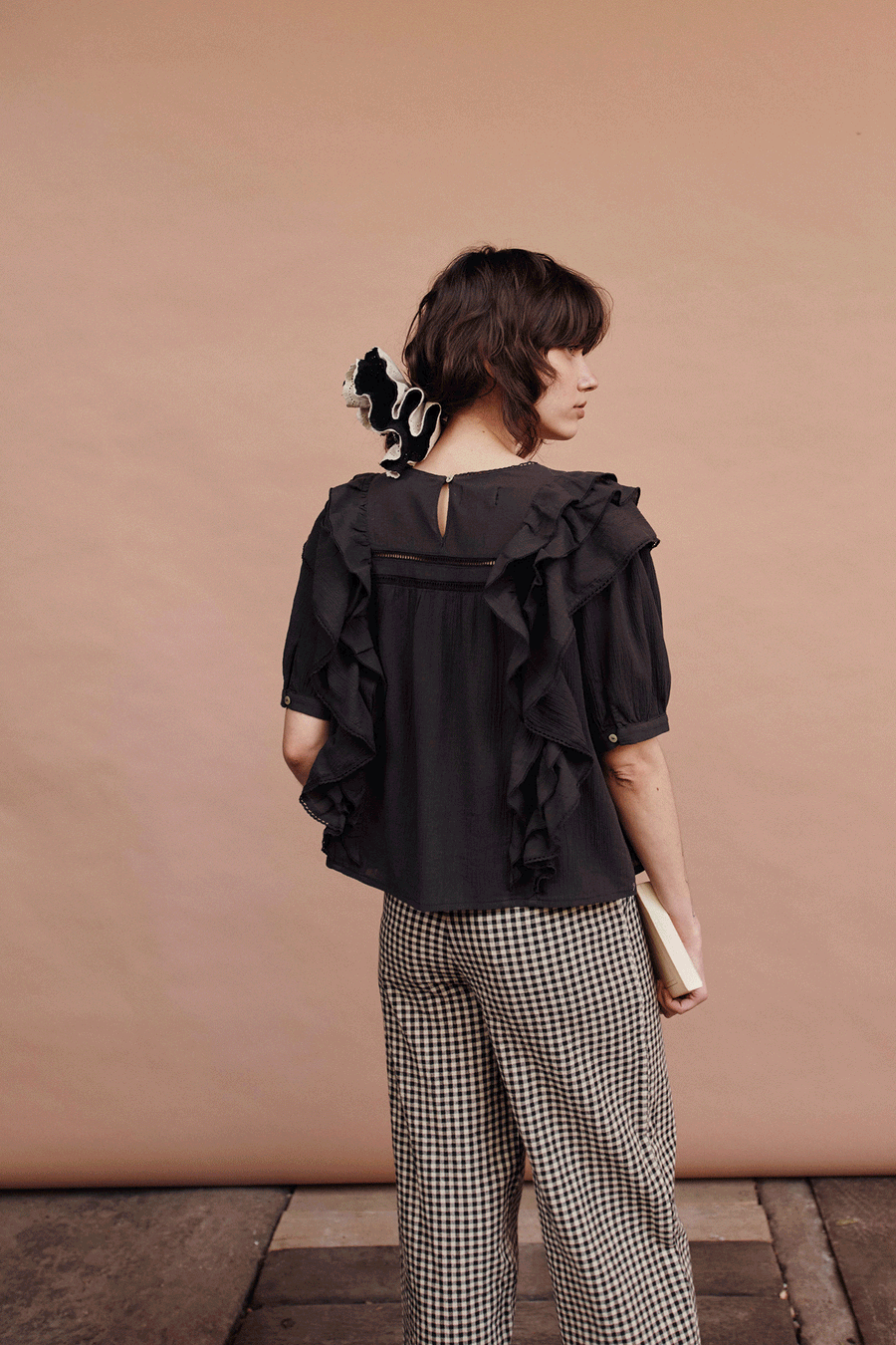 EMILE ET IDA - BLOUSE VINTAGE À VOLANT NOIR