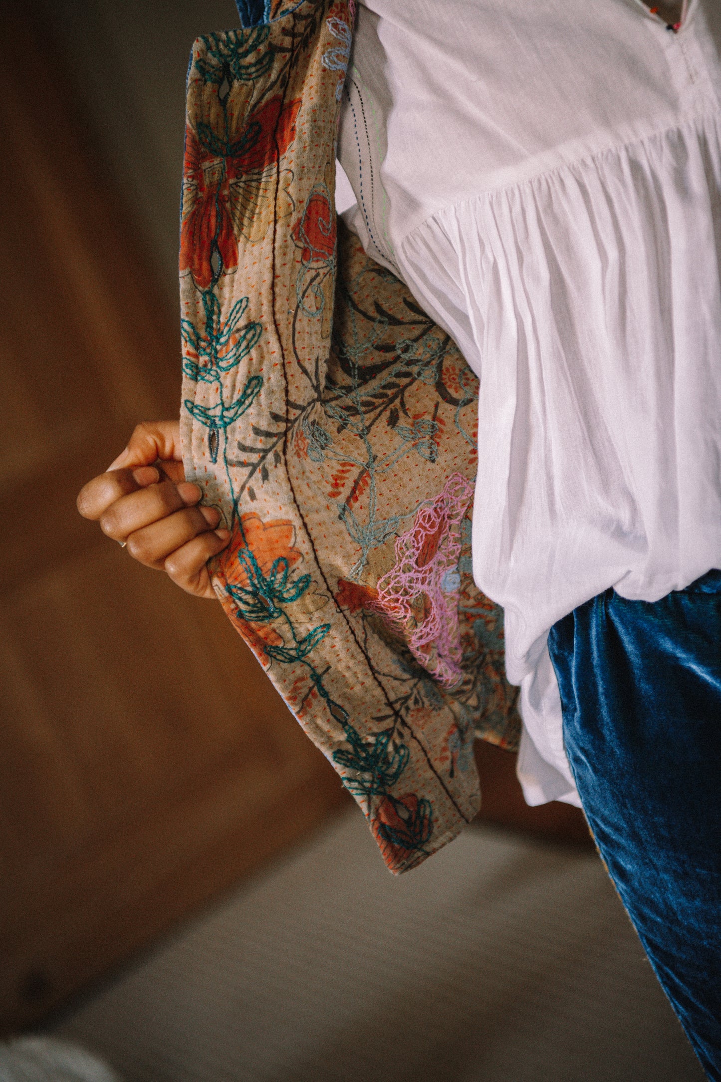 L'ÎLE BLEUE - Gilet Kantha Suzani Velours Bleu