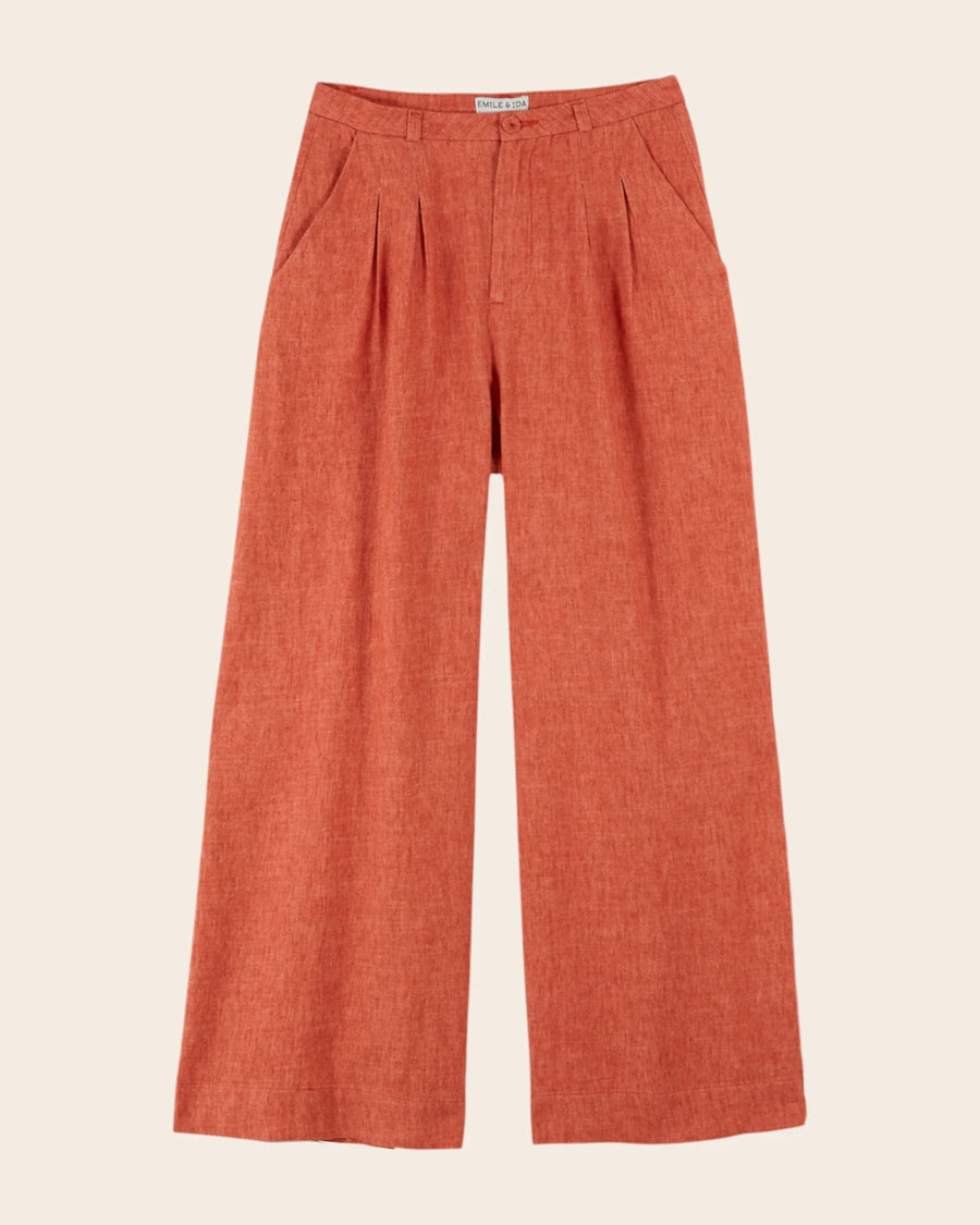 RED SUEDE WIDE-LOOKING TROUSERS