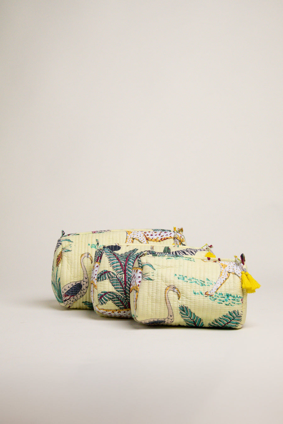 THE BLUE ISLAND - Toiletry Bag Set