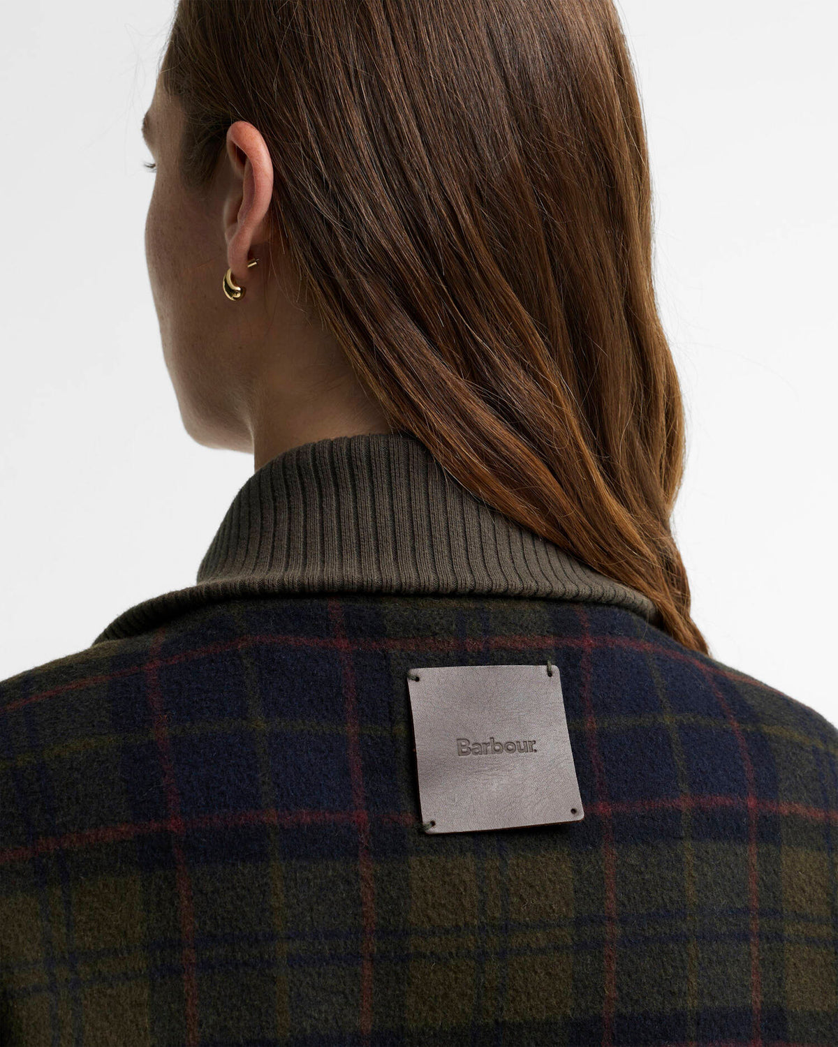 Détail des finitions de la surchemise Barbour Ivybridge femme