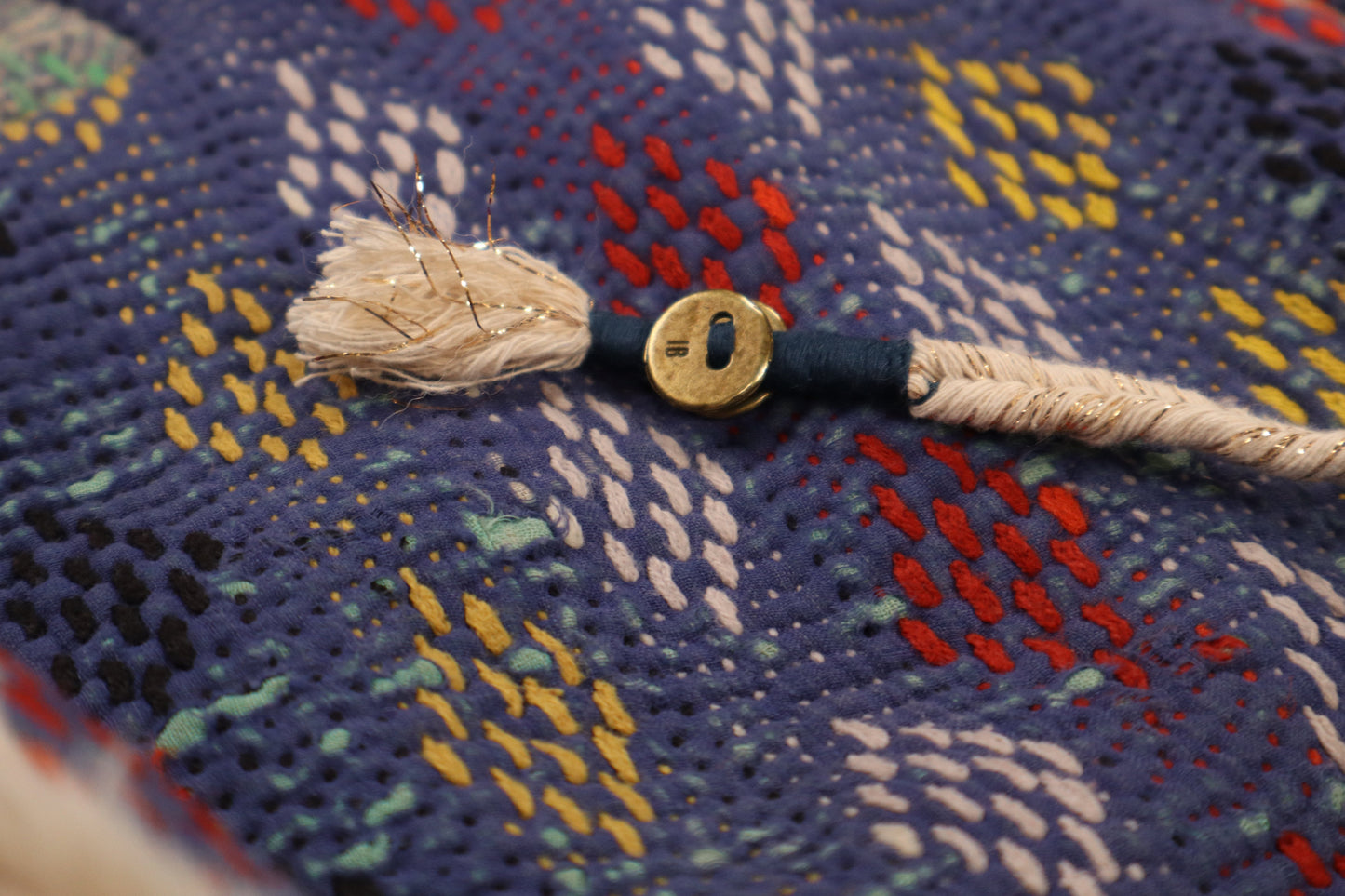 THE BLUE ISLAND - SLEEVELESS HOODIE LINED IN KANTHA COLOR 2