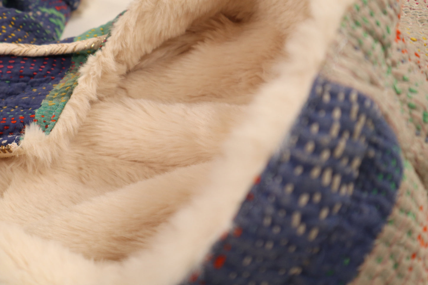 THE BLUE ISLAND - SLEEVELESS HOODIE LINED IN KANTHA COLOR 2