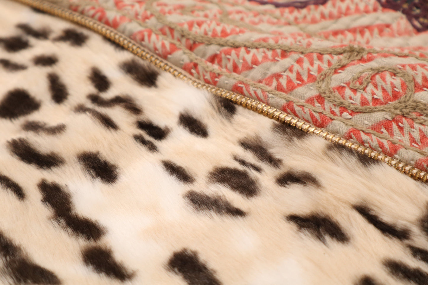 THE BLUE ISLAND - SUZANI LEOPARD SLEEVELESS HOODIE COLOR 1