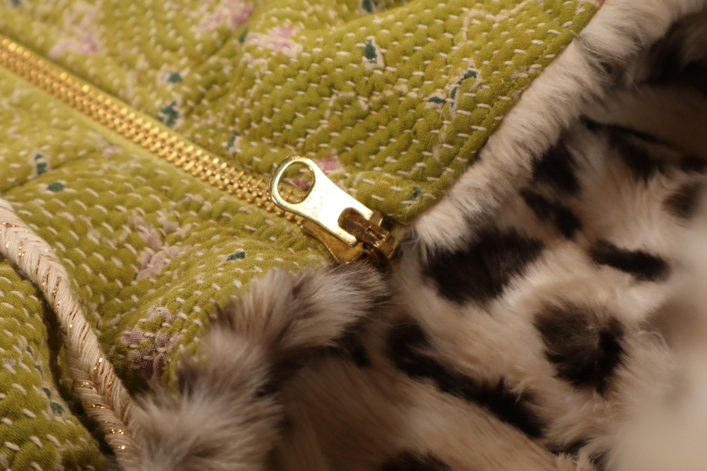 L’ÎLE BLEUE - HOODY FOURRÉ LÉOPARD EN KANTHA COULEUR 19