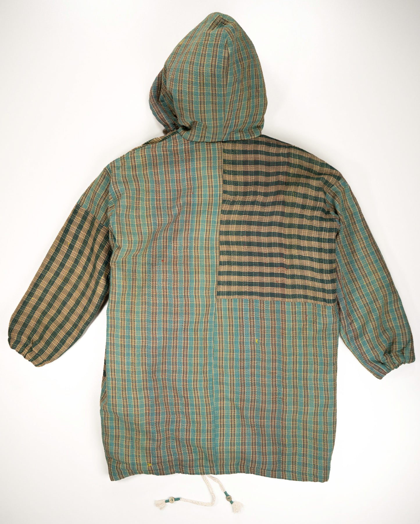 L’ÎLE BLEUE - MANTEAU FOURRÉ LÉOPARD EN KANTHA COULEUR 1