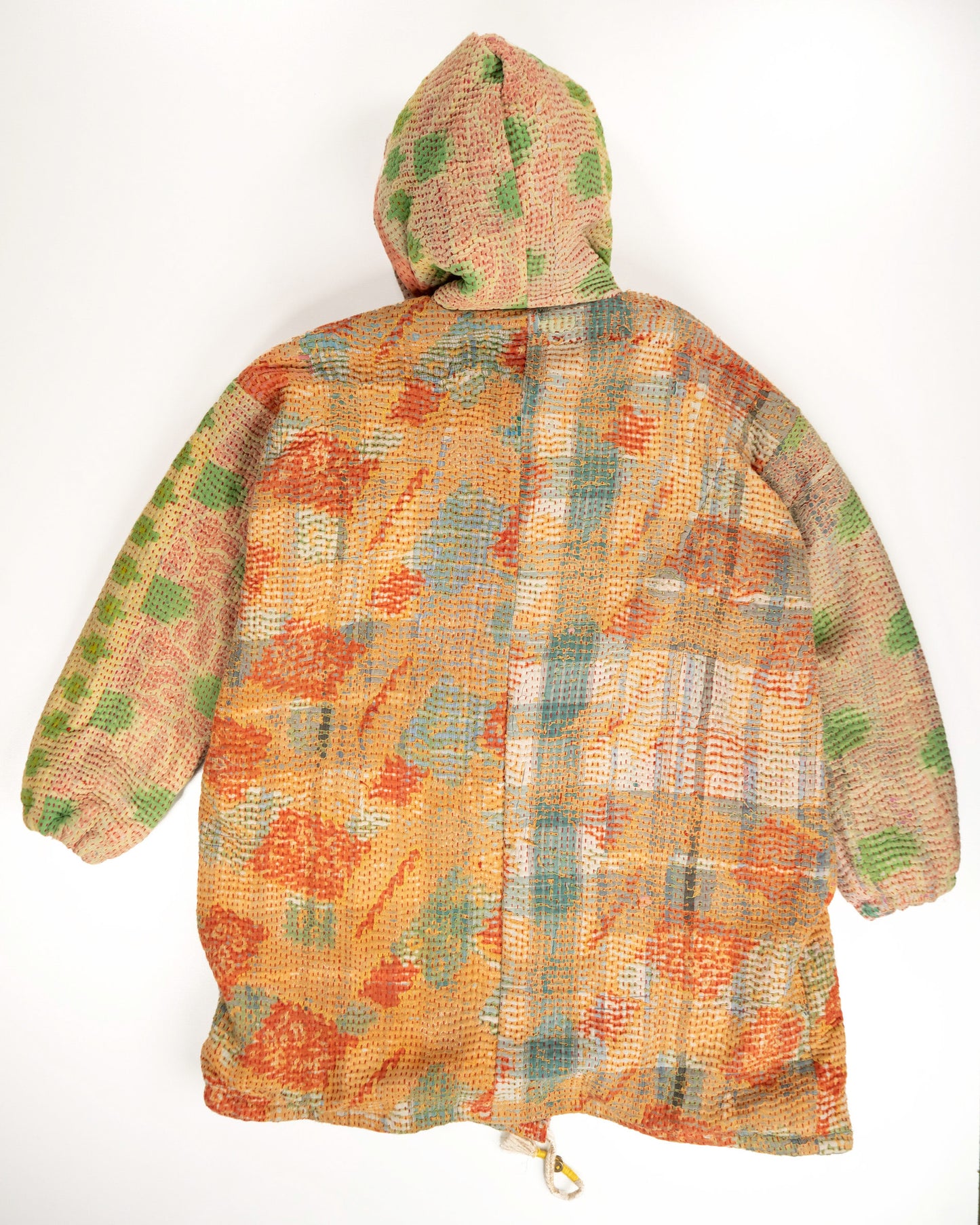 L'ÎLE BLEUE - MANTEAU LÉOPARD EN KANTHA FOURRÉ SUZANI COULEUR 1