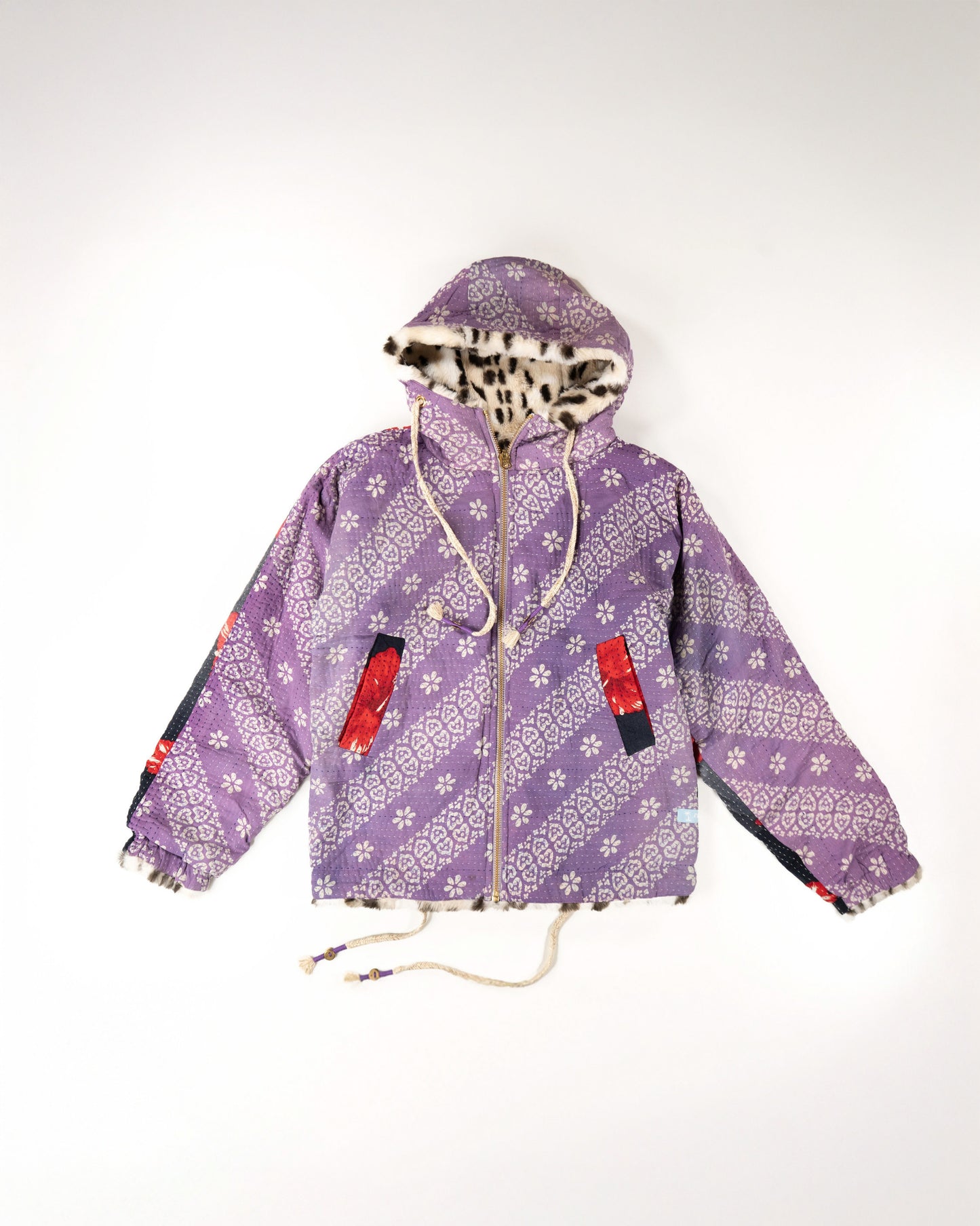 L’ÎLE BLEUE - HOODY FOURRÉ LÉOPARD EN KANTHA COULEUR 26