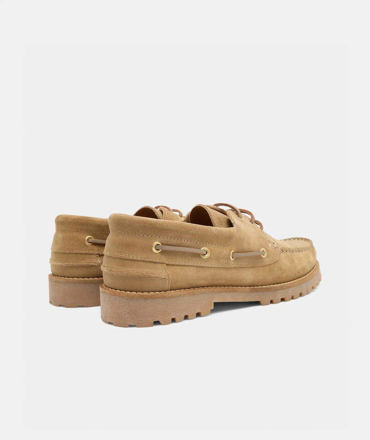 Chaussure bateau en daim Earth Suede vue de profil