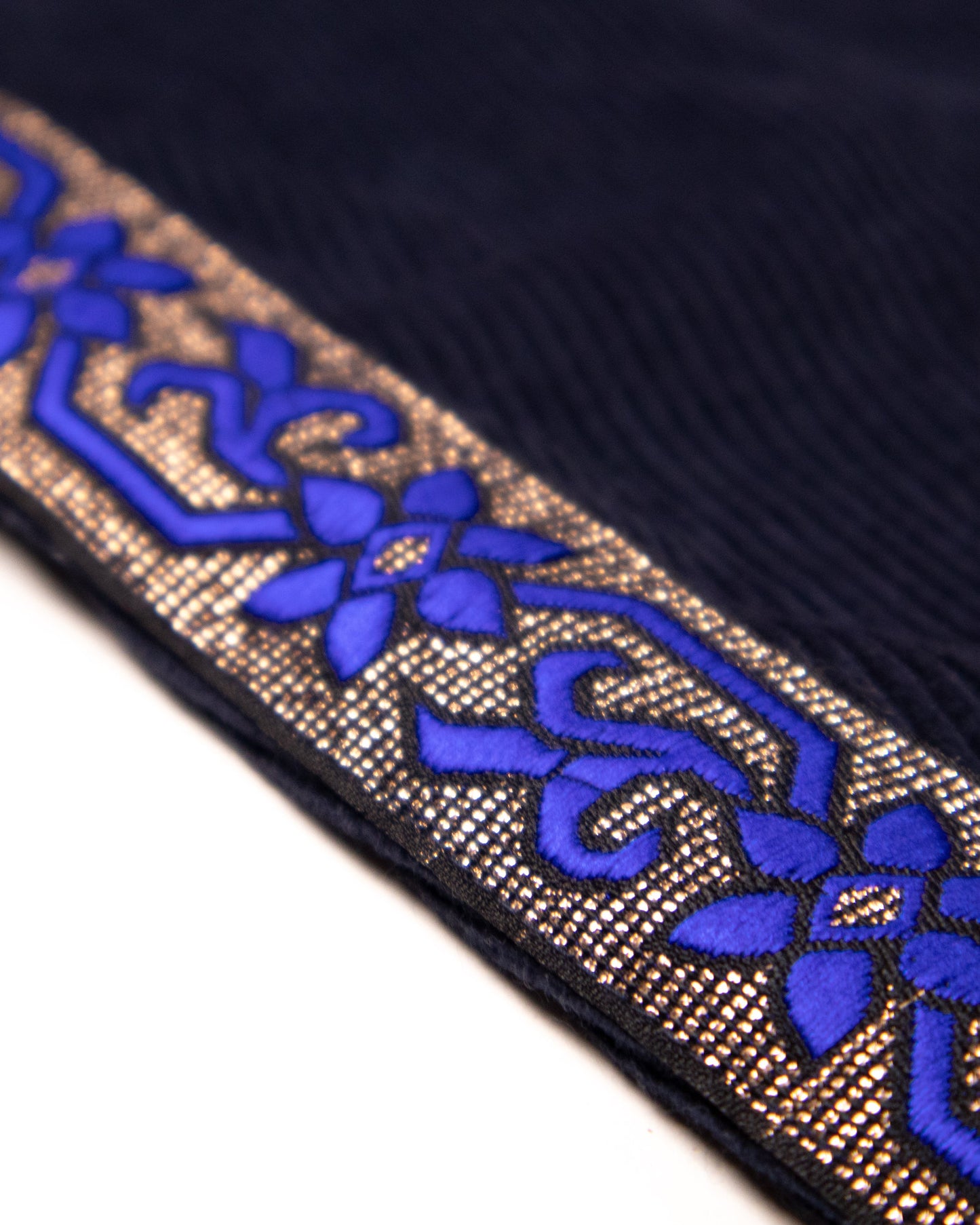 L'ÎLE BLEUE - BOUBOU MOURAD BLEU ÉLECTRIQUE