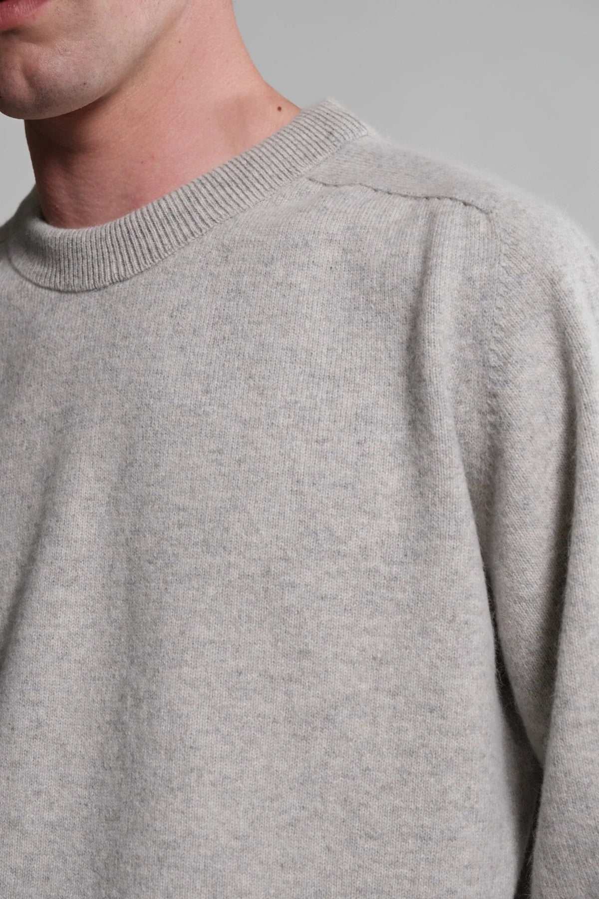 Pull Armen Silver Nitto Knitwear, autre angle de vue