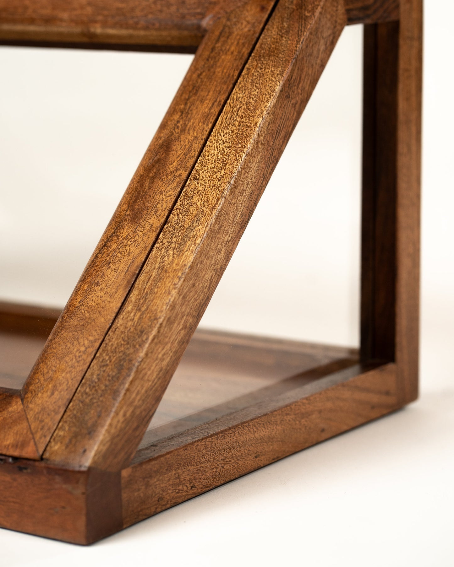 L'ÎLE BLEUE - VITRINE EN BOIS