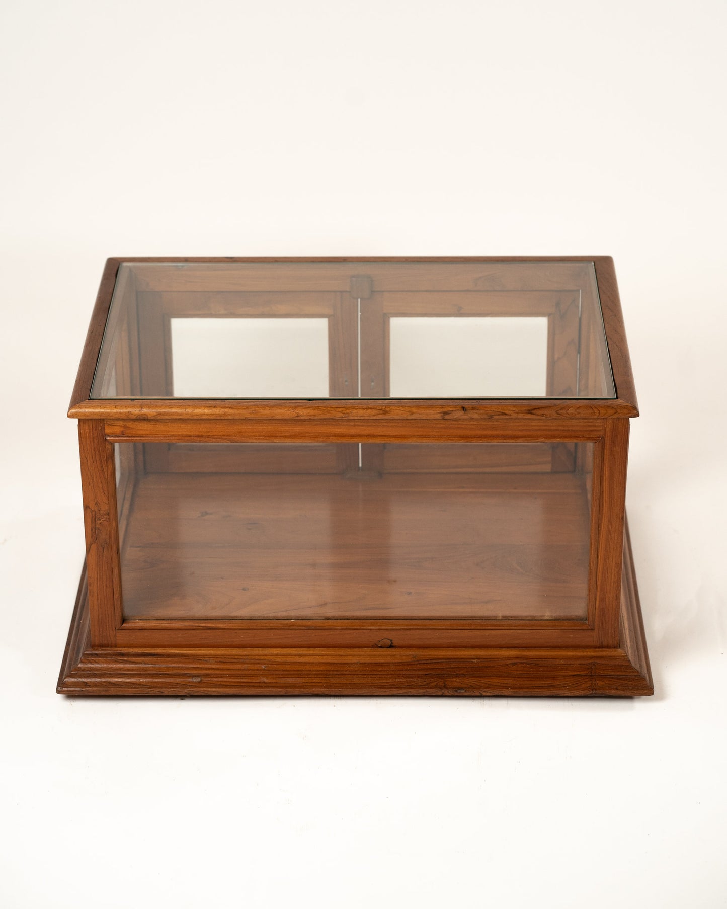 L'ÎLE BLEUE - VITRINE EN BOIS