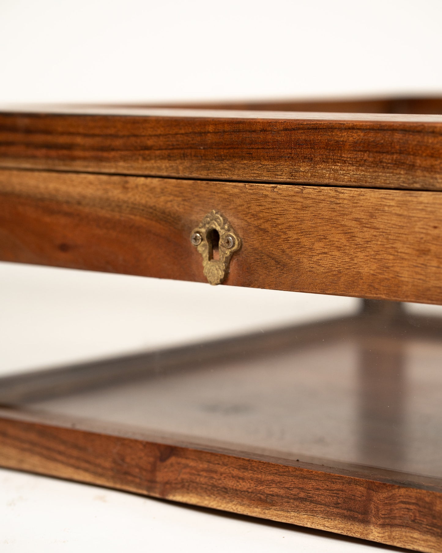 L'ÎLE BLEUE - VITRINE EN BOIS