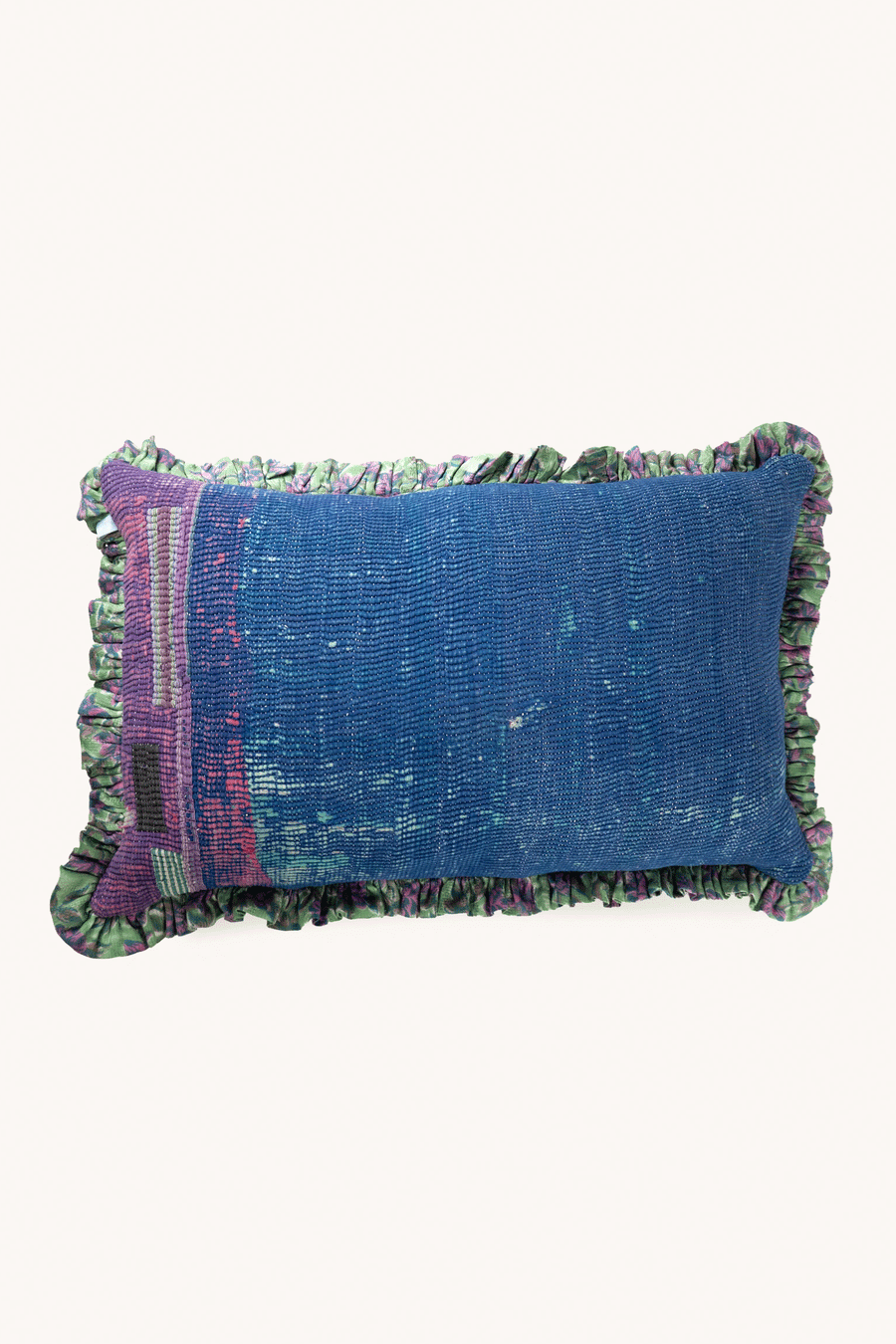 L'ÎLE BLEUE - COUSSIN EN KANTHA 11