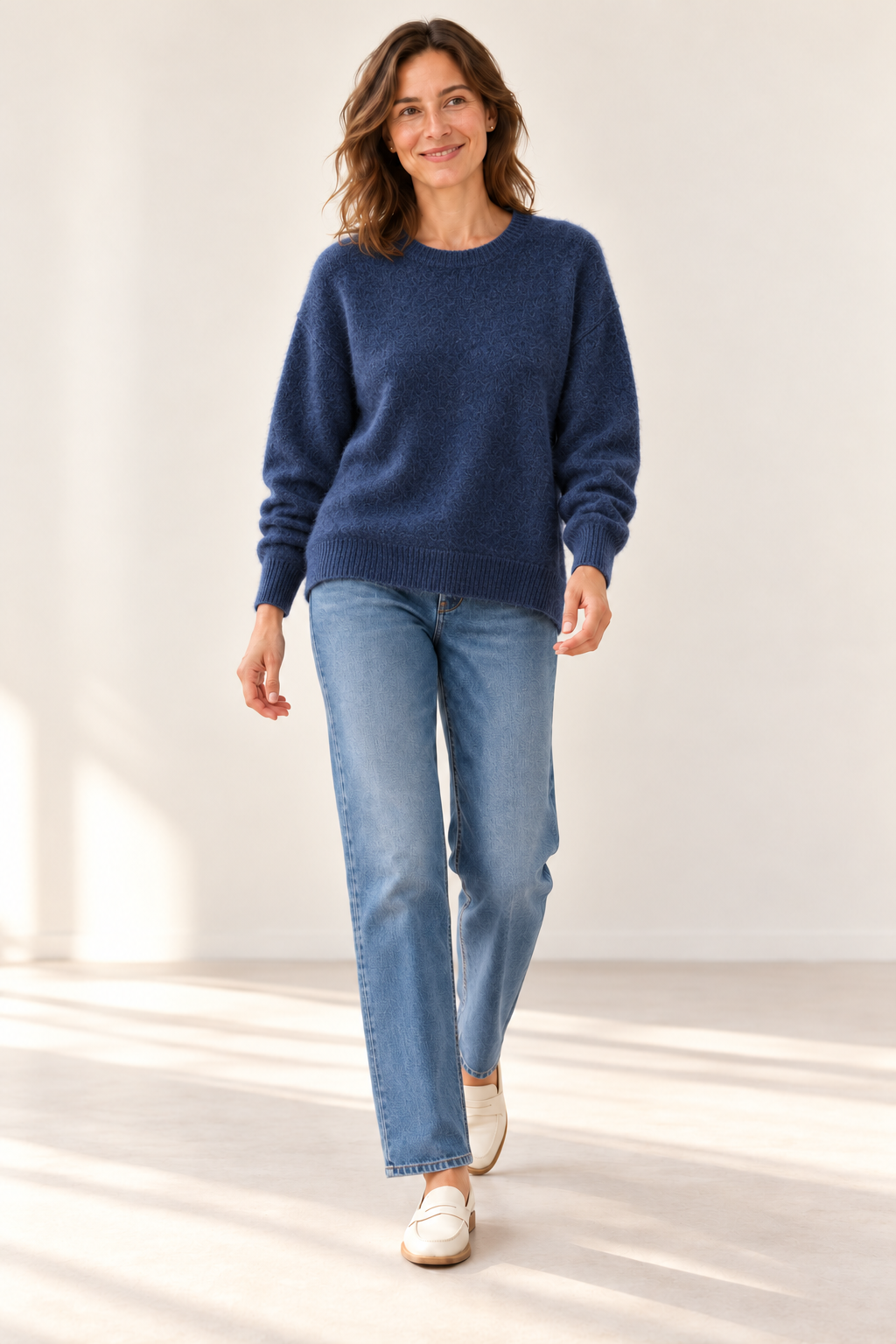 Pull ras de cou femme Esthème raccoon coloris nuit, deuxième vue