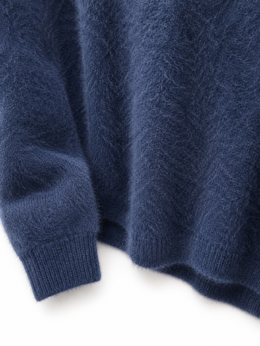 Pull ras de cou femme Esthème raccoon coloris nuit, troisième vue