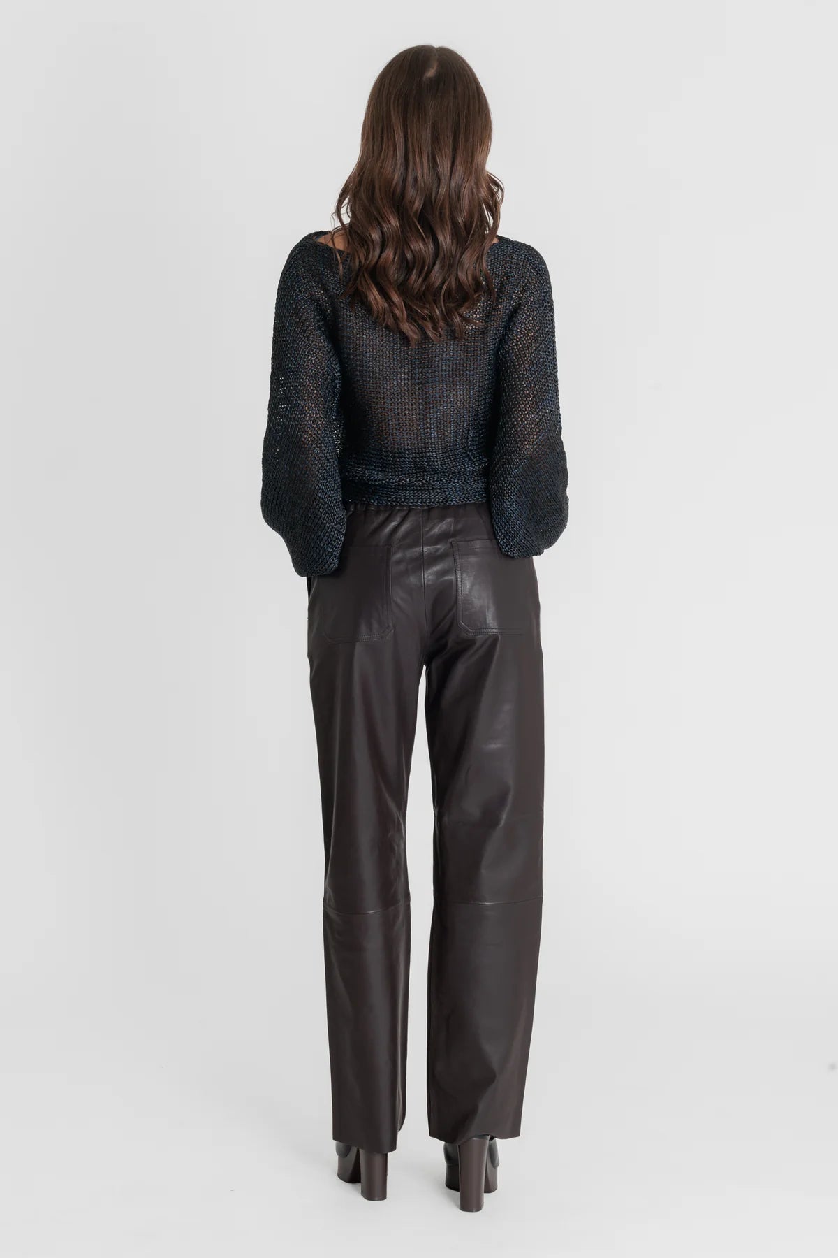 Pantalon femme en cuir Serge Pariente Eleonore brown, vue de détail