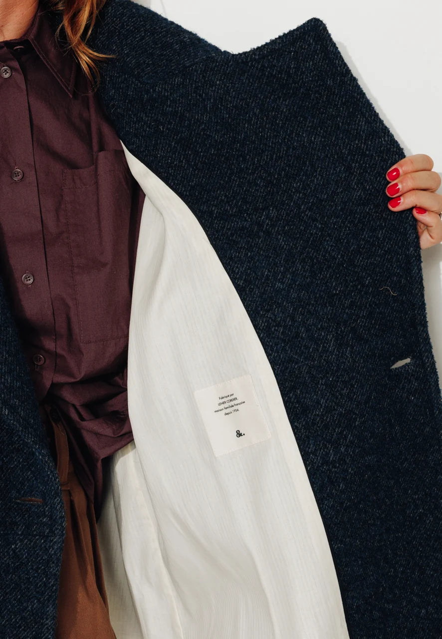 trench-coat-torminalis-bleu-laine-bouclee-detail