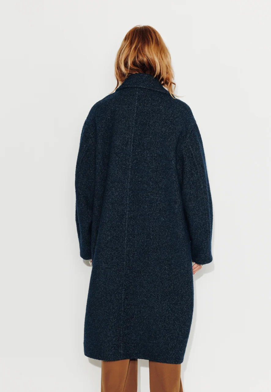 Manteau laine recyclée TORMINALIS bleu vue de dos